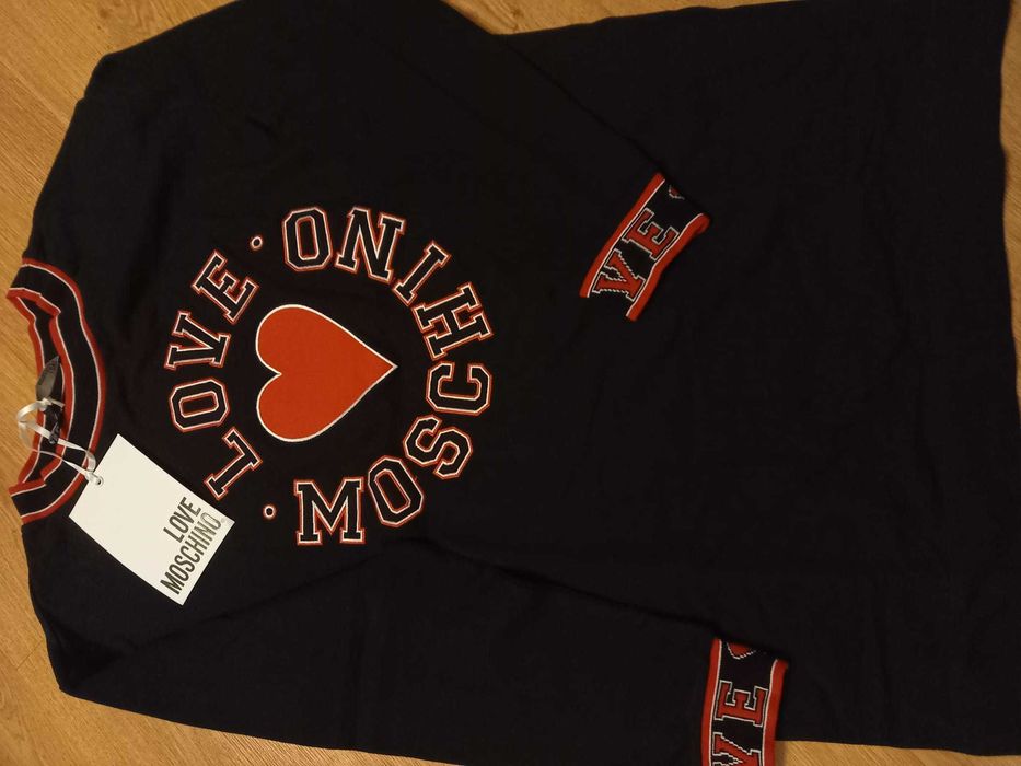 Love Moschino Bluza logowana długa czarna mini sukienka - 40 / 42