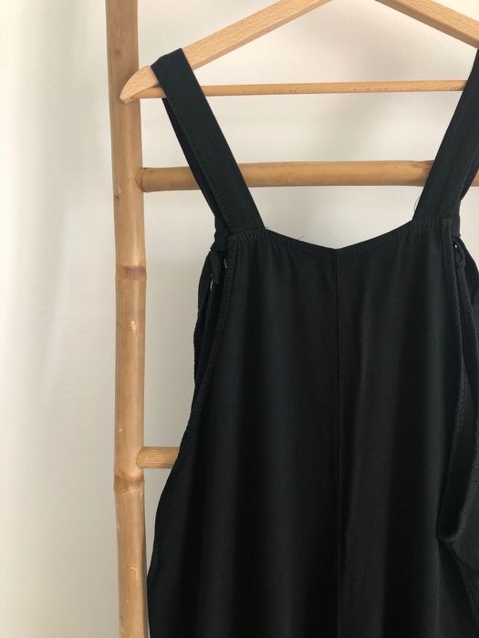 Macacão preto tamanho único