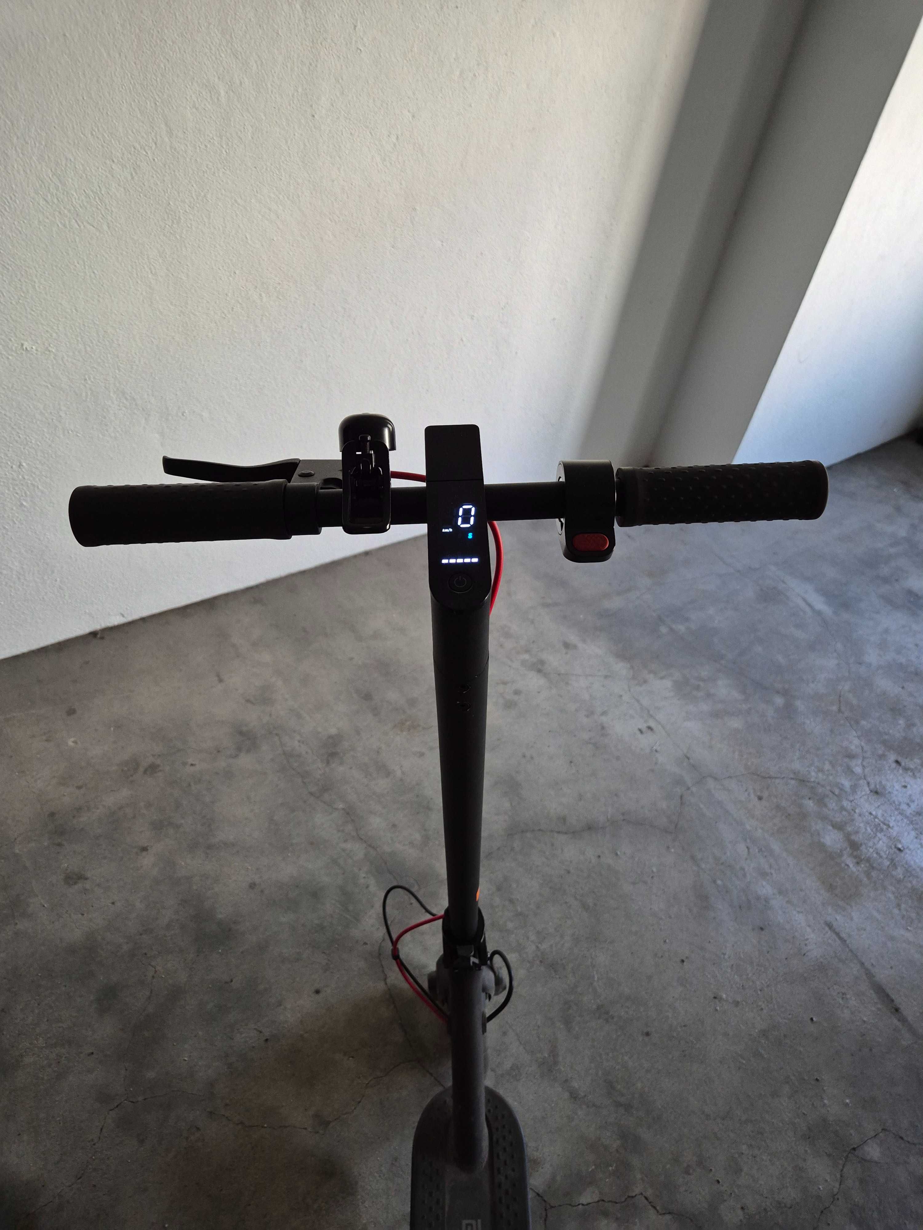 Xiaomi Mi Electric Scooter Pro 2