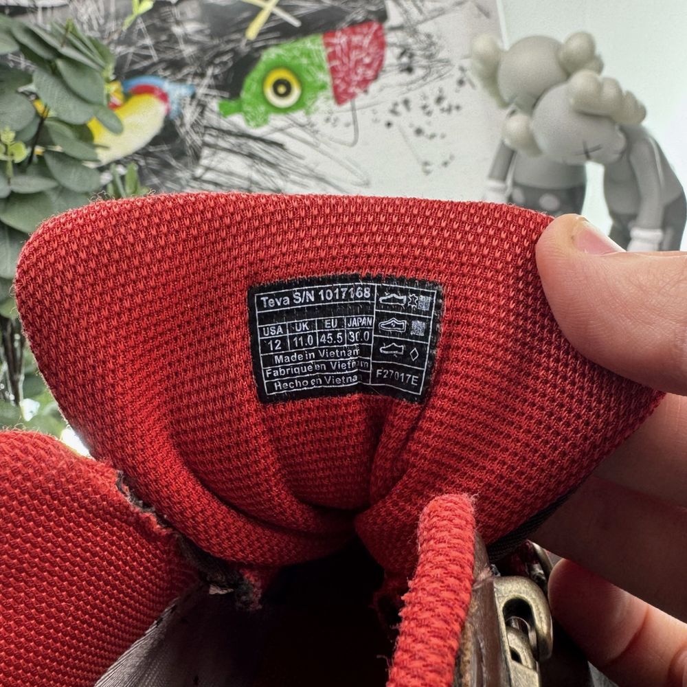 Зимові ботінки Teva Arrowood Utillity Waterproof Vibram 45.5 розмір