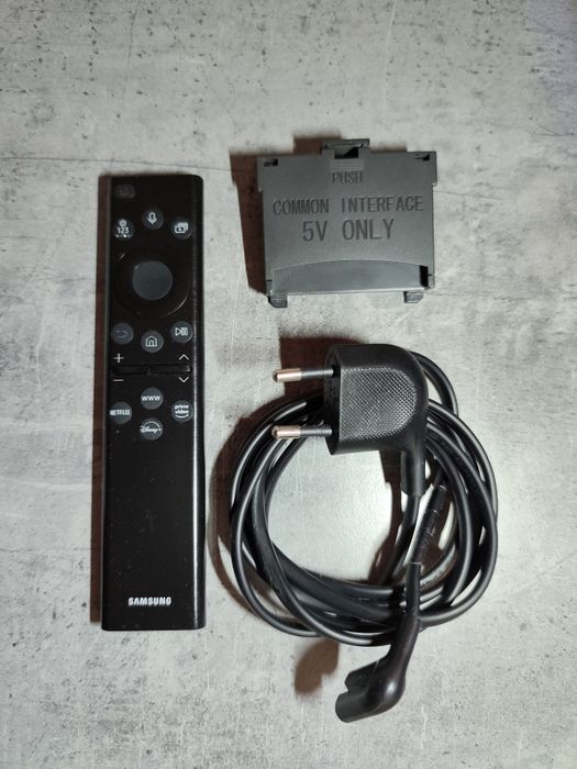 Oryginalny pilot do telewizora Samsung Smart TV BN59/01385B - Czarny