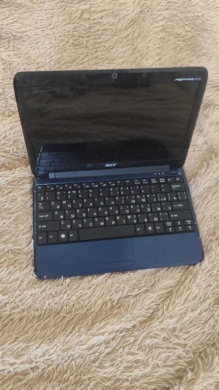 Ноутбук Acer Aspire One (модель ZA3)