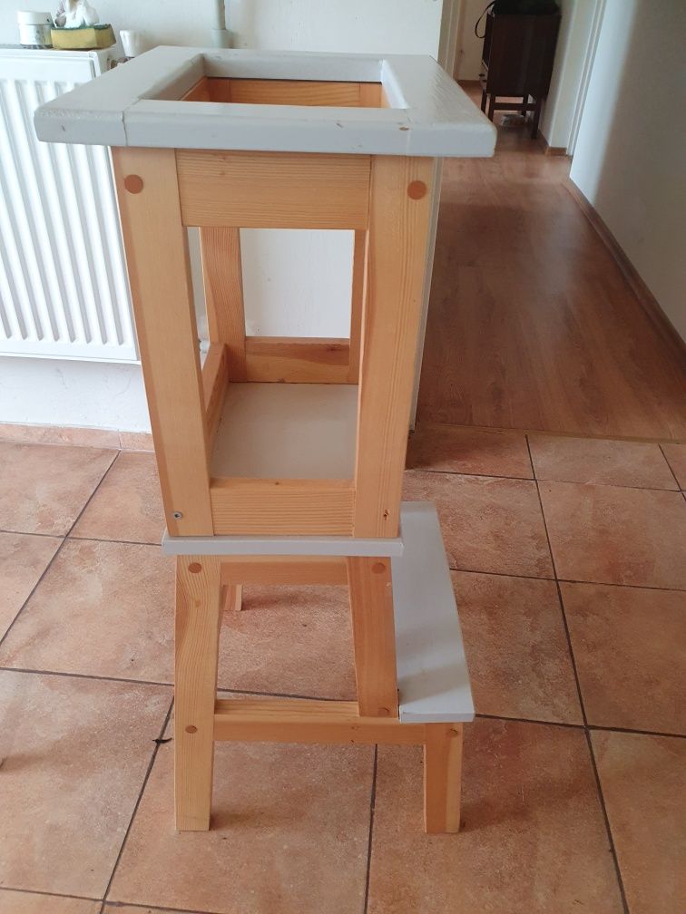 Kitchen helper plus krzesełko ikea