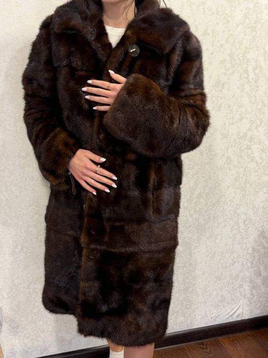 Шуба з мінкового хутра (норка) ідеальний стан