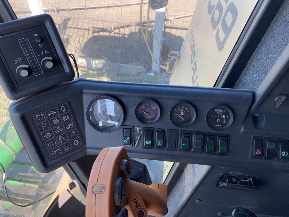 New Holland ТС-59 Bizon