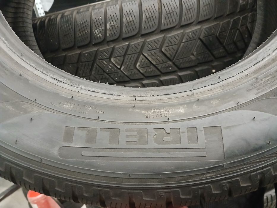 Зимові Шини БВ   235/60 R18  PIRELLI  Scorpion Winter Склад