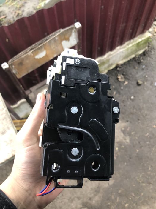 Дверні замки до шкоди скпер бе