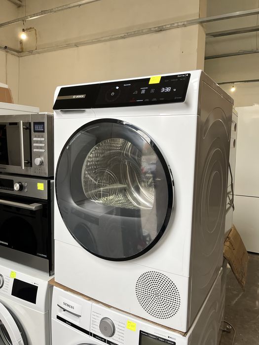 Сушильна машина Bosch serie 8 WQB245B40