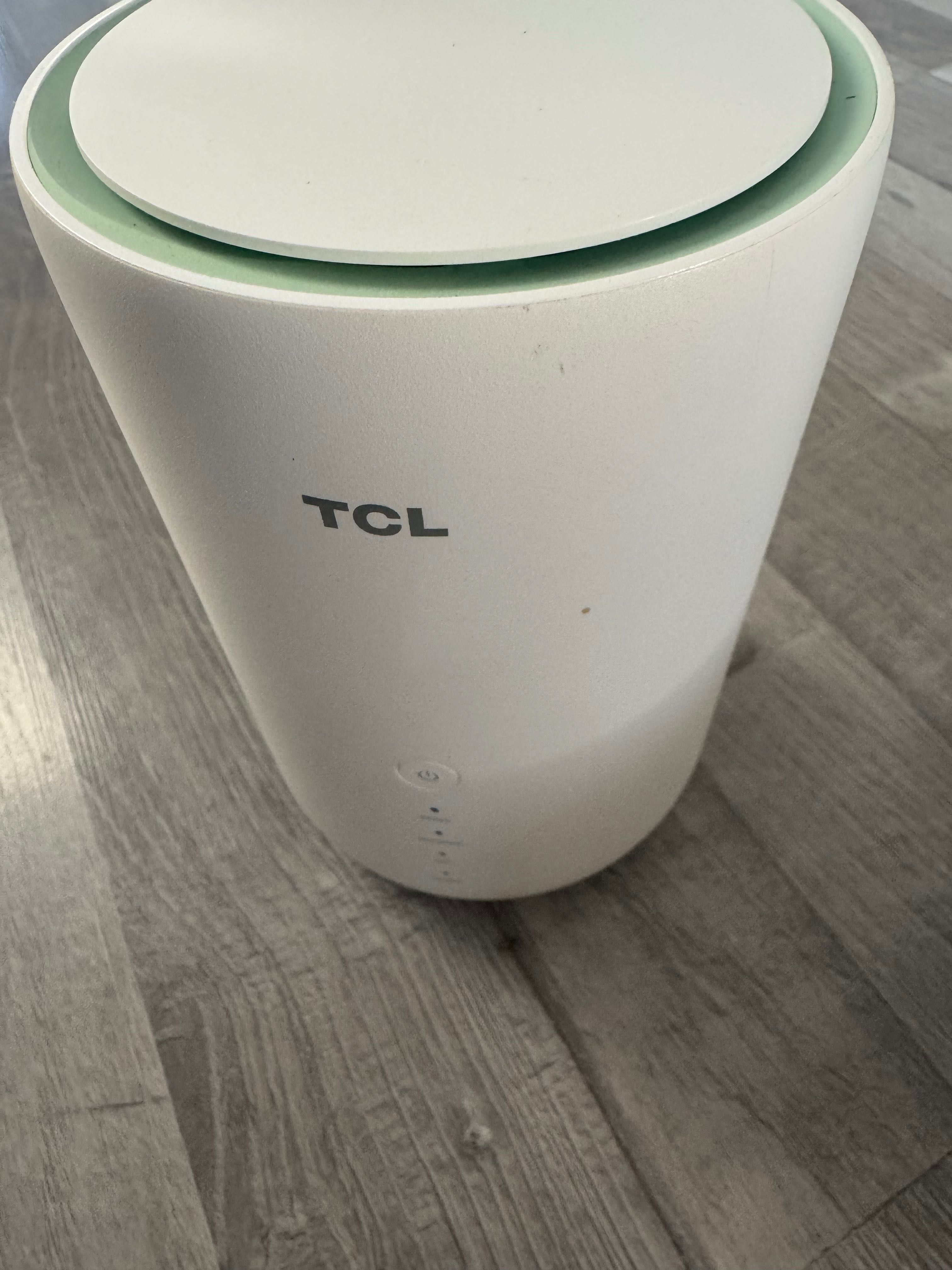 Router TCL LINKHUB LTE CAT13 HH130VM 4g kartę SIM - powystawowy