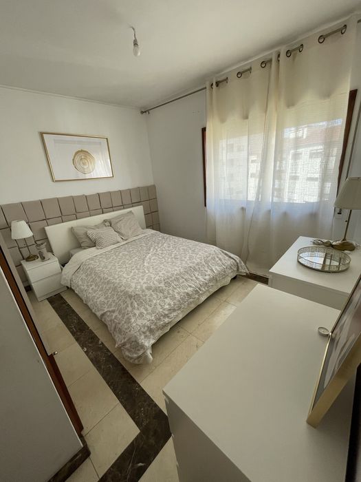 Quarto com Despesas Incluidas para jovem trabalhadora ou estudante