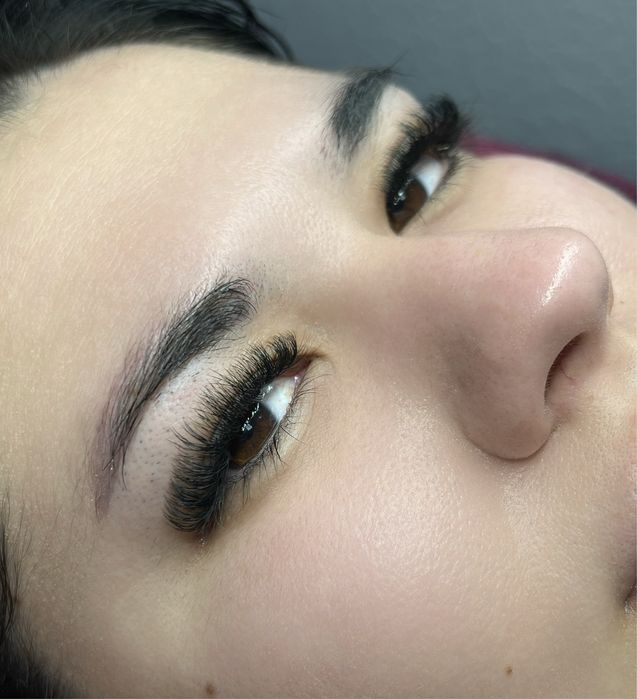 Услуги по наращиванию ресниц Холодная гора