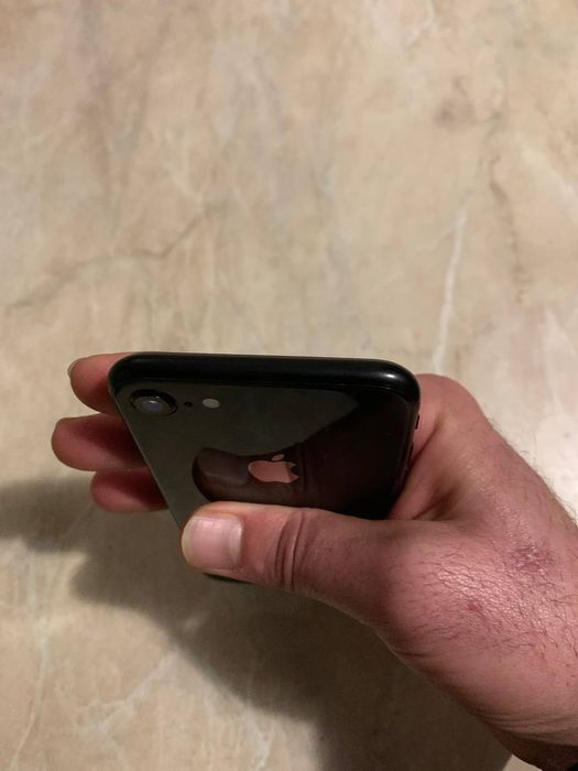 Продам iphone 8 64gb neverlock