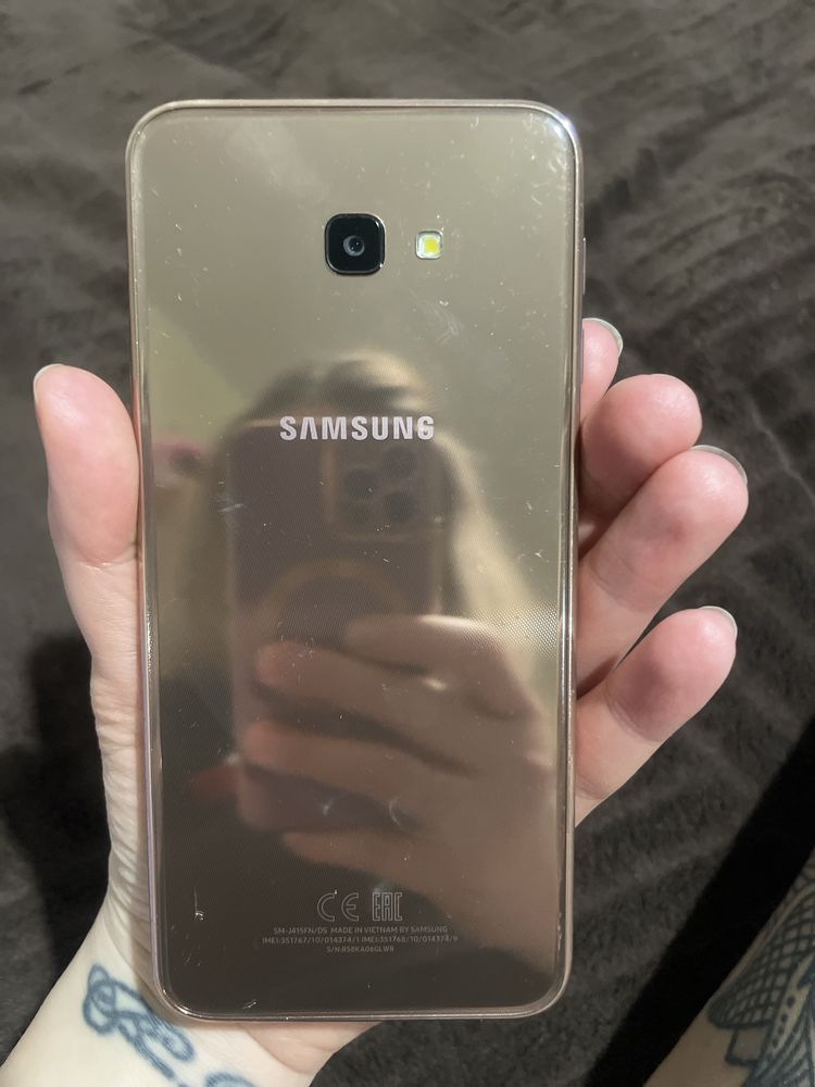 Samsung Galaxy J4 +