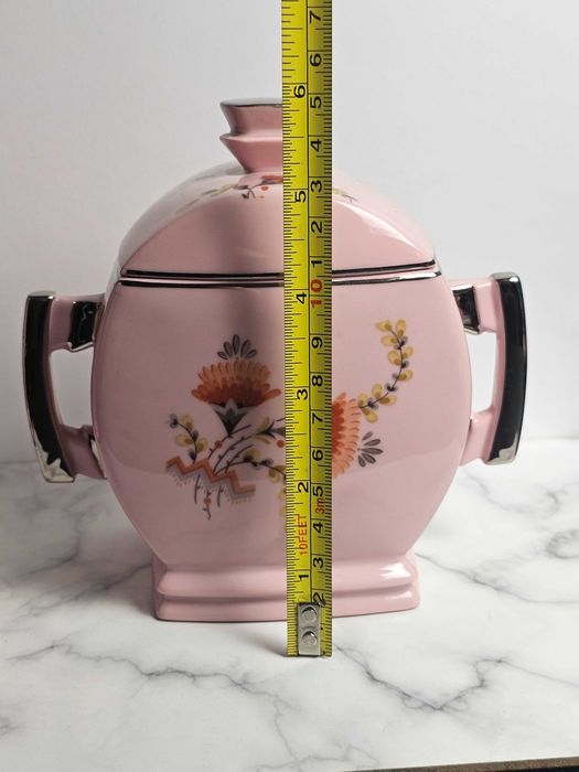 Różowy serwis do kawy Ćmielów „Płaski” ok.1930 r. proj. Bogdan Wendorf