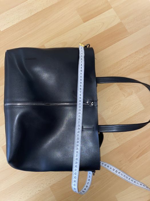 Чорна сумка в гарному стані