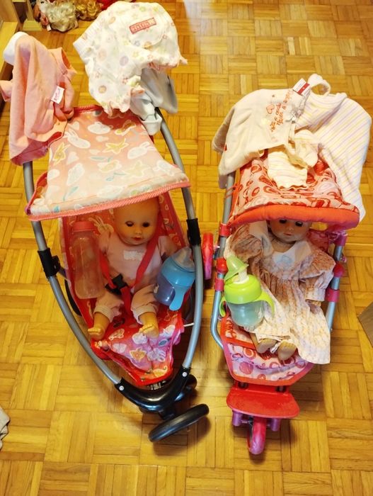 Wózek dla lalek z lalką w komplecie