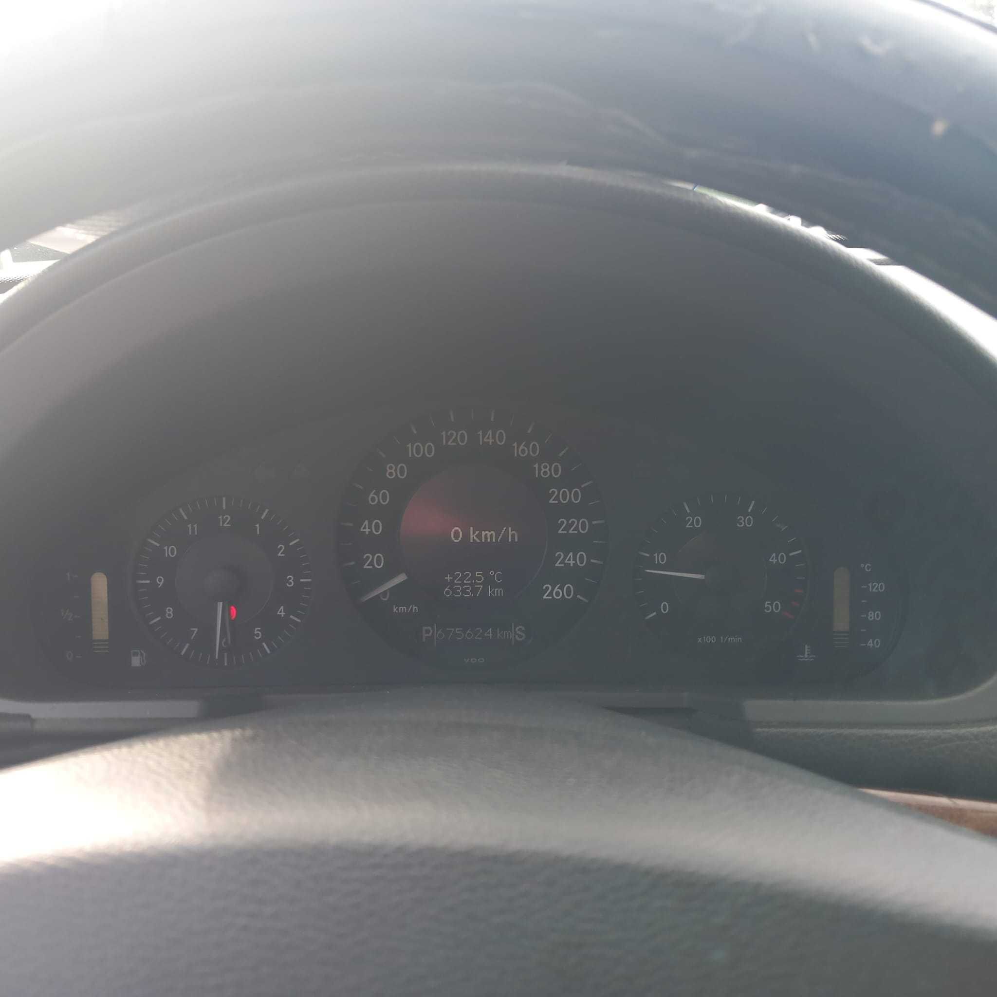 Mercedes-benz E 270 CDI