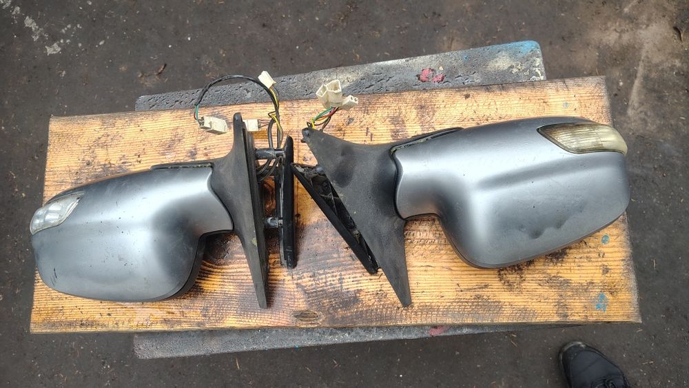 Дзеркала дверні Волга 31105