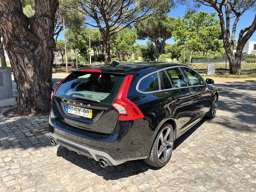 Volvo V60 D2 R-Design