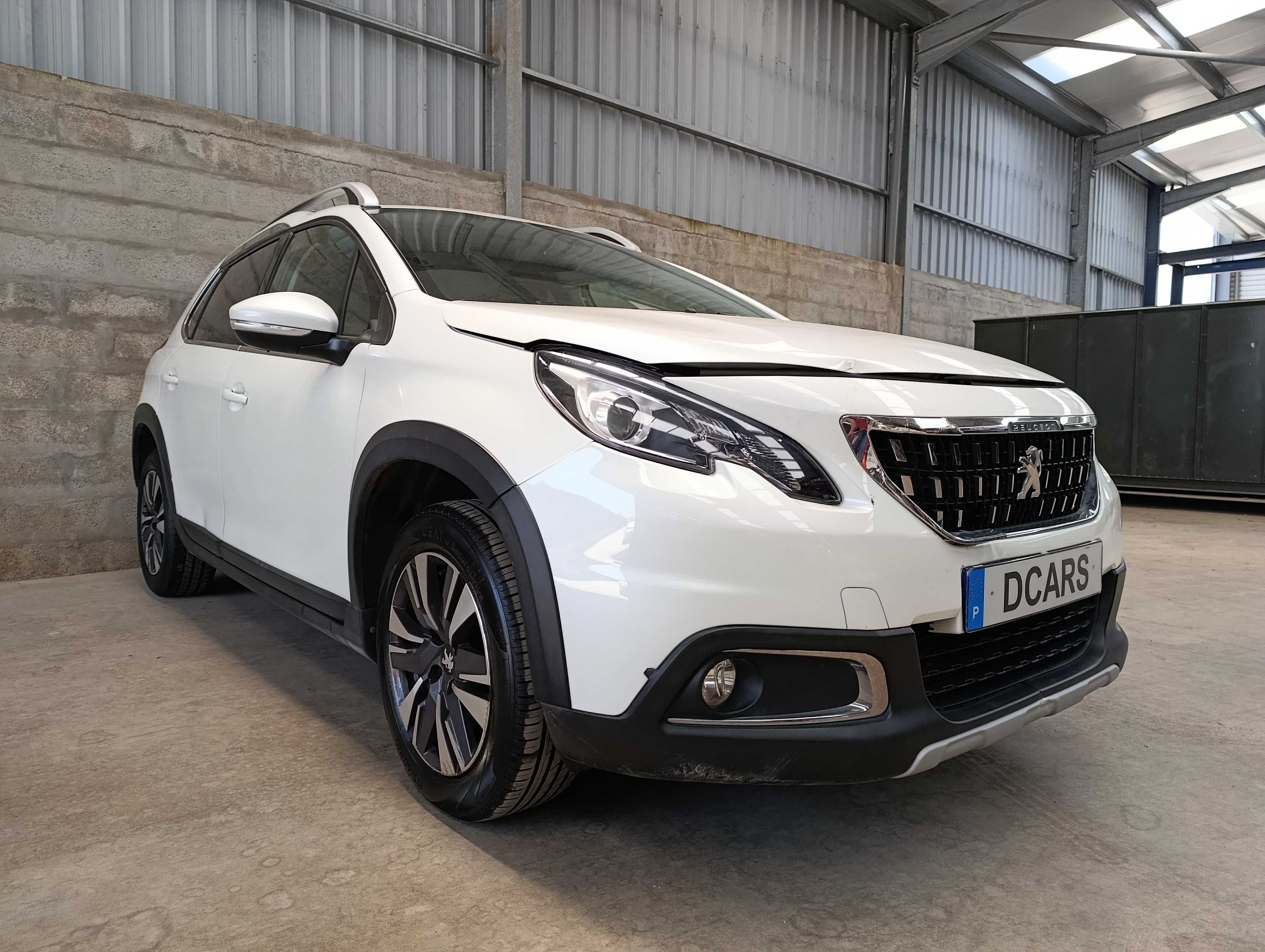 PEUGEOT 2008 1.2 PURETECH ALLURE