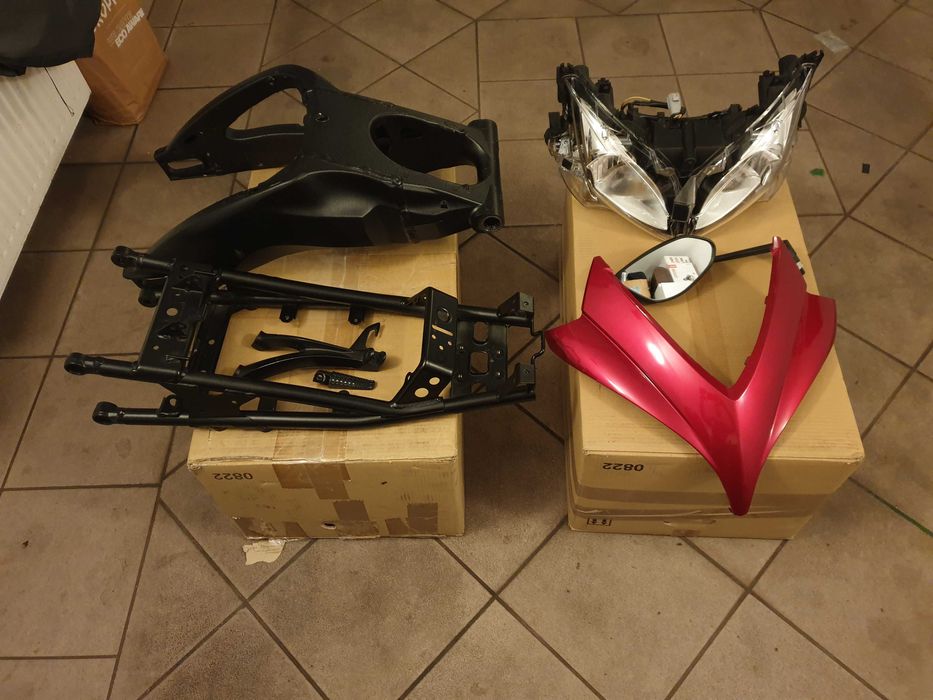 Suzuki GSX-S 1000F 2017r  lampa - reflektor