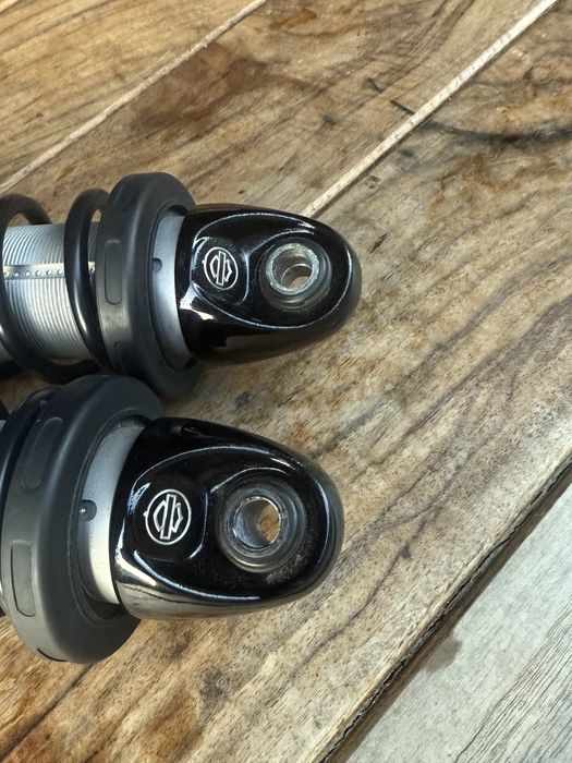 Амортизатори Harley-Davidson