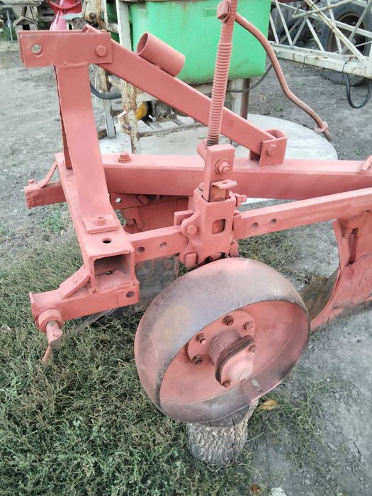 Продам плуг в гарному