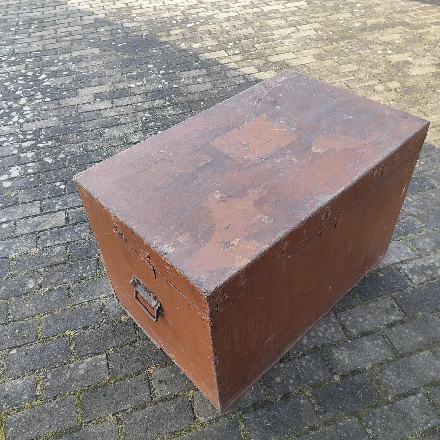 Skrzynia drewniana. Przesyłka bagażowa.