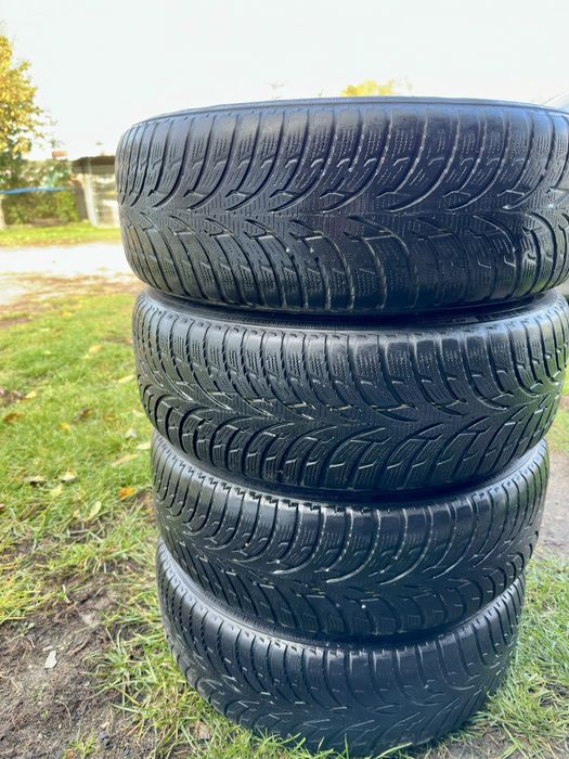 Zimowe Opony 195/65 R15 na felgach stalowych 5x112