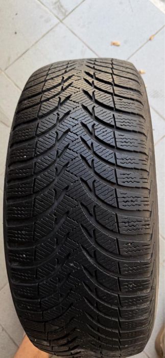 Зимние шины Michelin 215/55 R 16