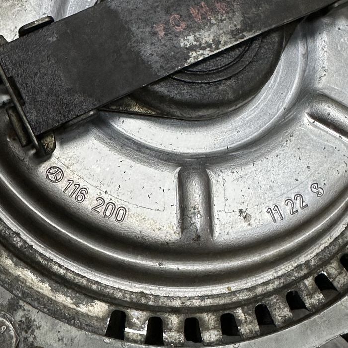 Крильчатка радіатора 1162051906 з віскомуфтою 1162001122 Mercedes w126