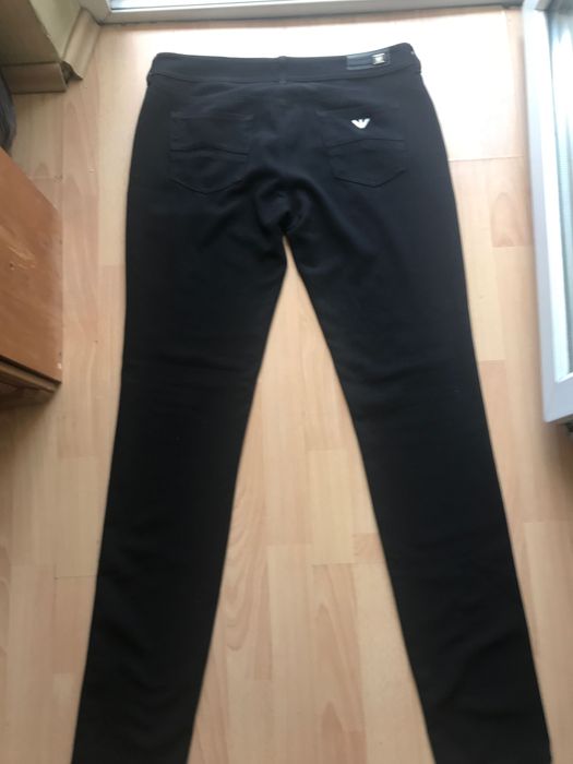 Spodnie Armani Jeans, rozmiar na metce 33