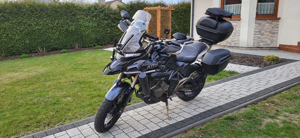 Motocykl turystyczny, kat. A2,  Navi, kamery, BT, zamiana, zamienię