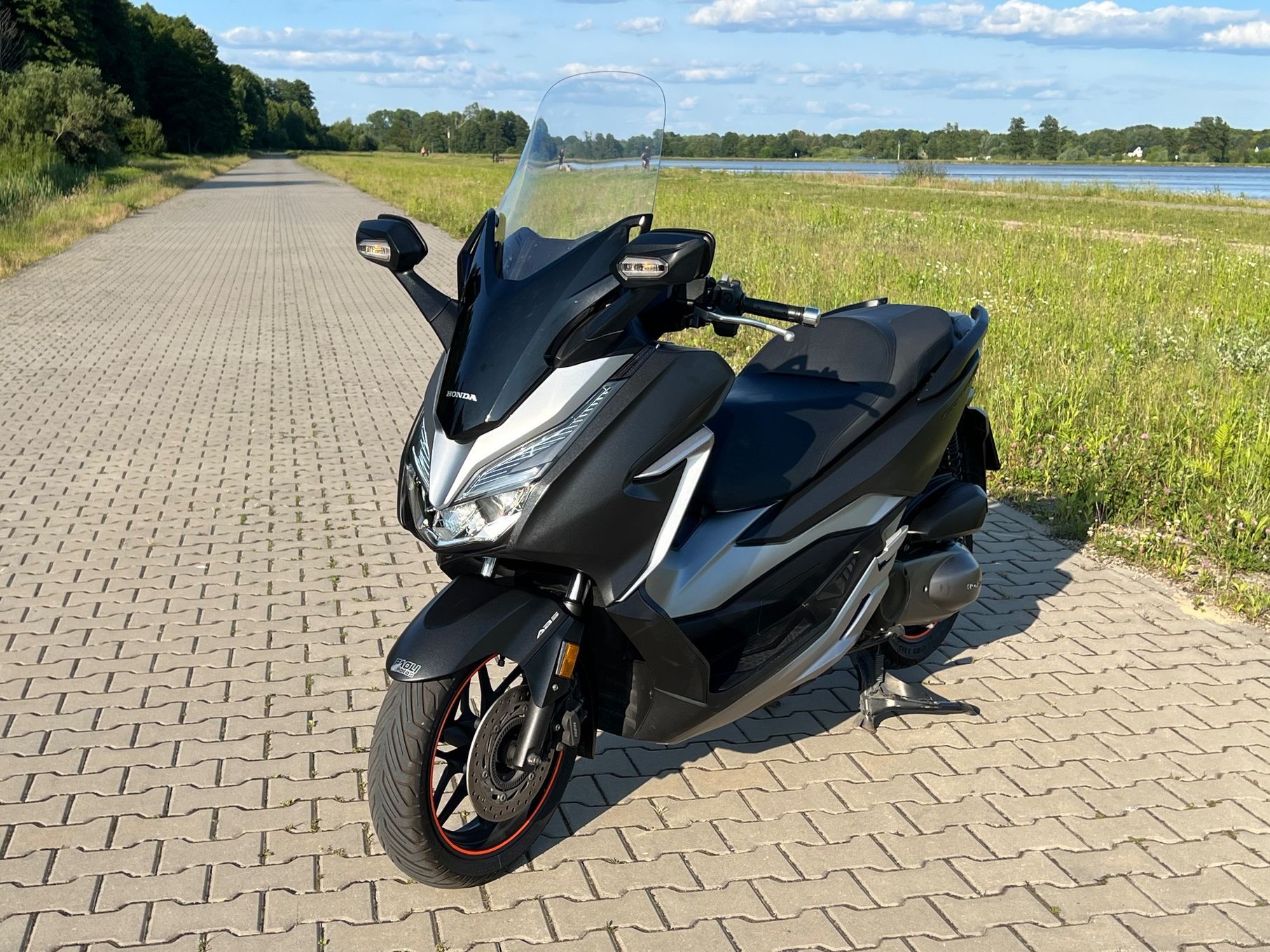 Honda NSS NSS Forza 300