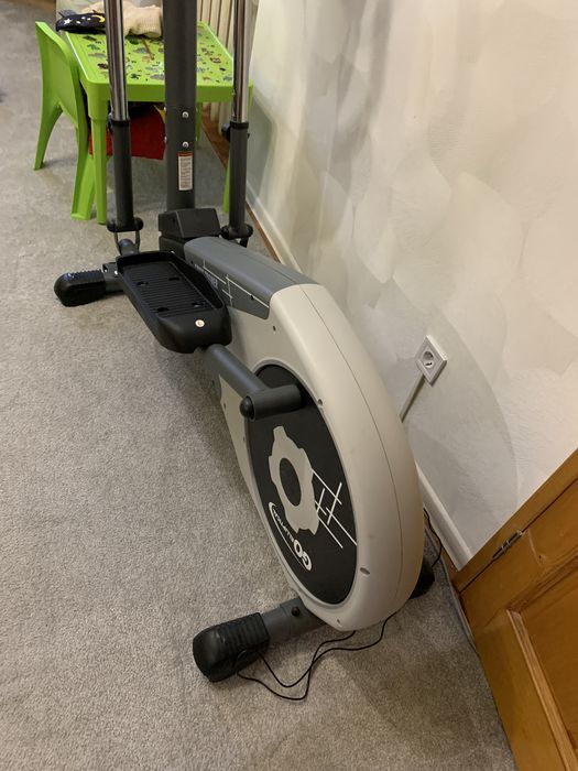 Тренажёр орбитрек