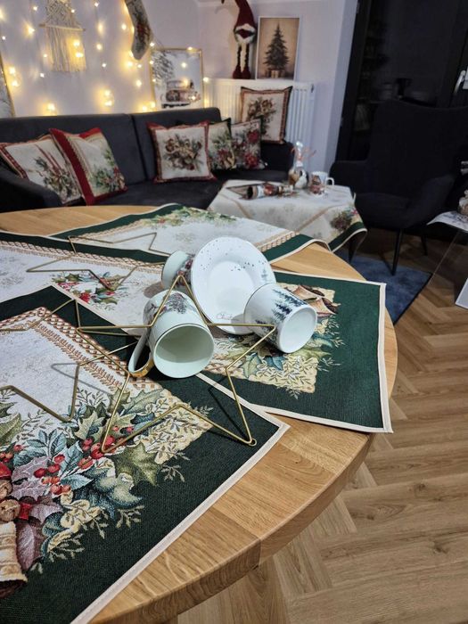 Bieżnik świąteczny z zieloną ramą 45x180 cm gobelinowy 1386VE