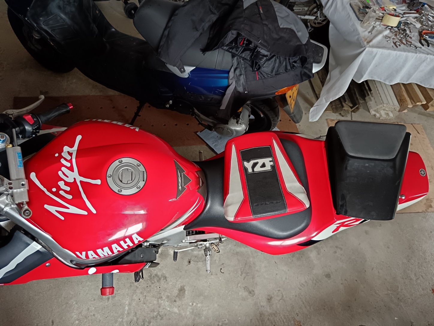 Vendo Yamaha R6 2000