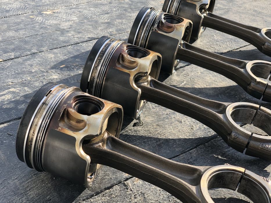 Поршень поршня шатун VW Passat B6 2.0 BMP BKP BKD BMR BMN CBA CBAB