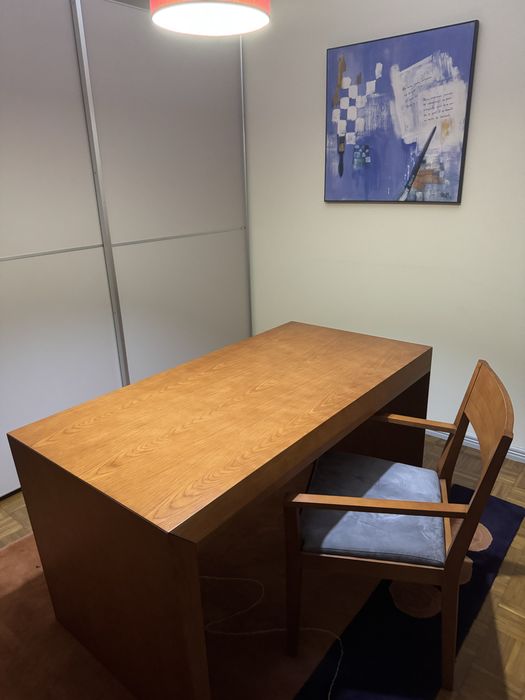 Secretaria e cadeirao