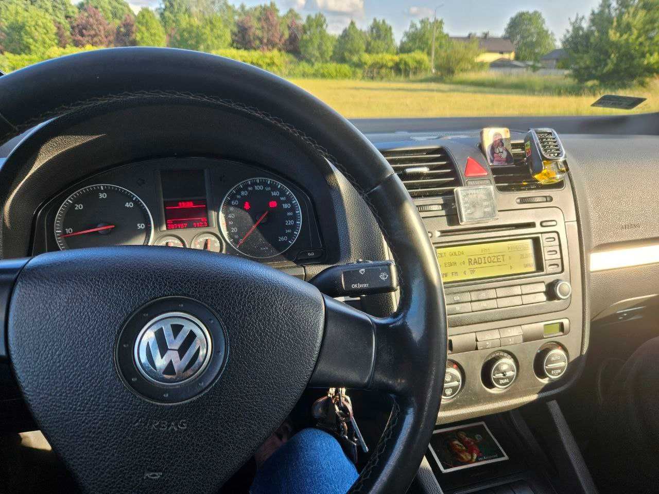 Volkswagen Jetta 2.0 TDI (140 KM)