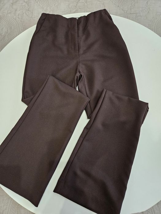 Брюки кльош коричневі H&M