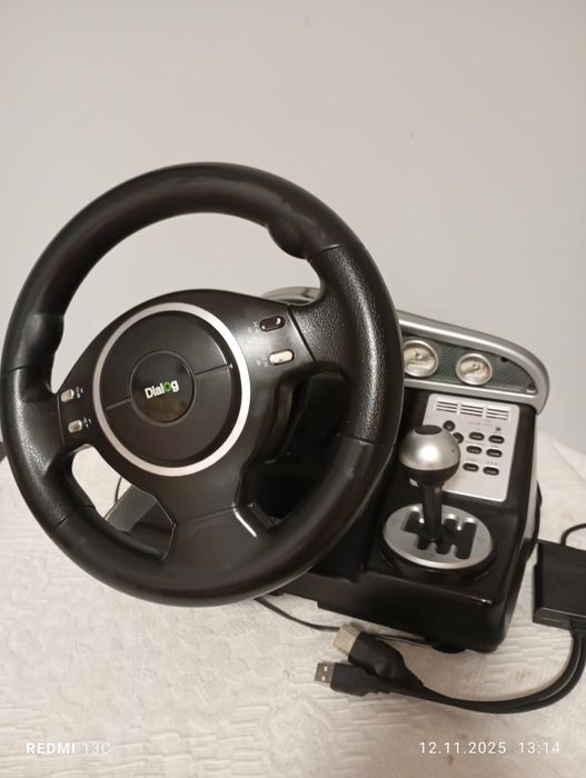 Игровой  руль Dialog