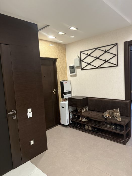 Продам 4-х комнатную квартиру с мебелью и техникой