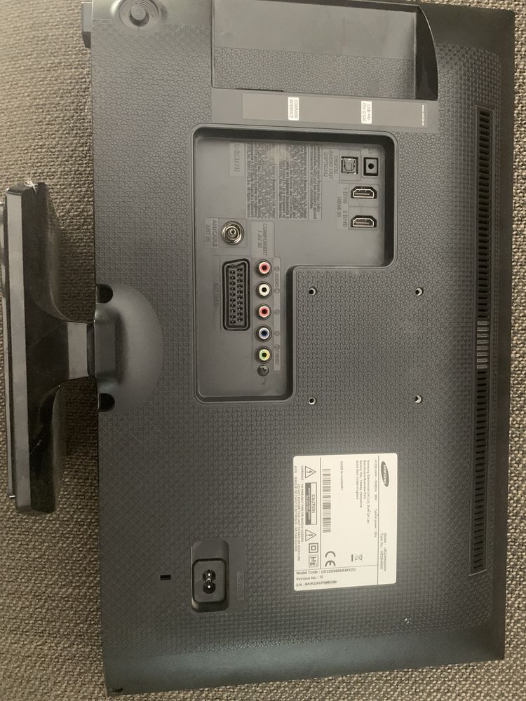 Telewizor Samsung 22 cale