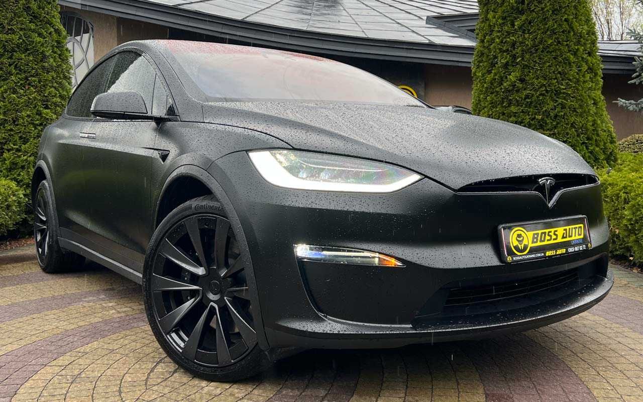 Tesla Model X Plaid 2022