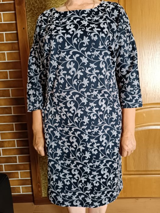 Плаття жіноче з візерунками