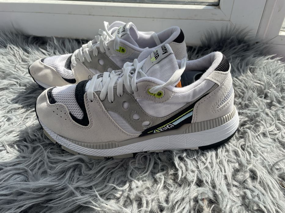 Кроссовки Saucony