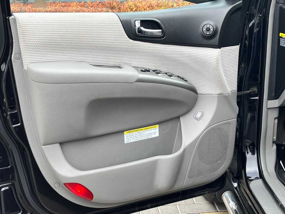 Продам  Kia Carnival 2006. Можна в розстрочку, під викуп.