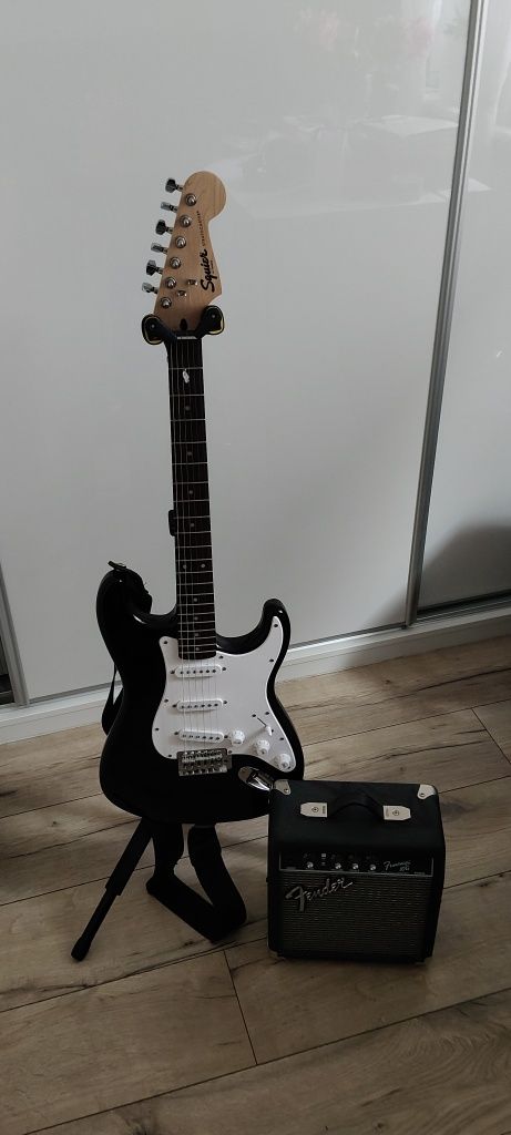 Gitara elektryczna Fender Squier Stratocaster+piecyk