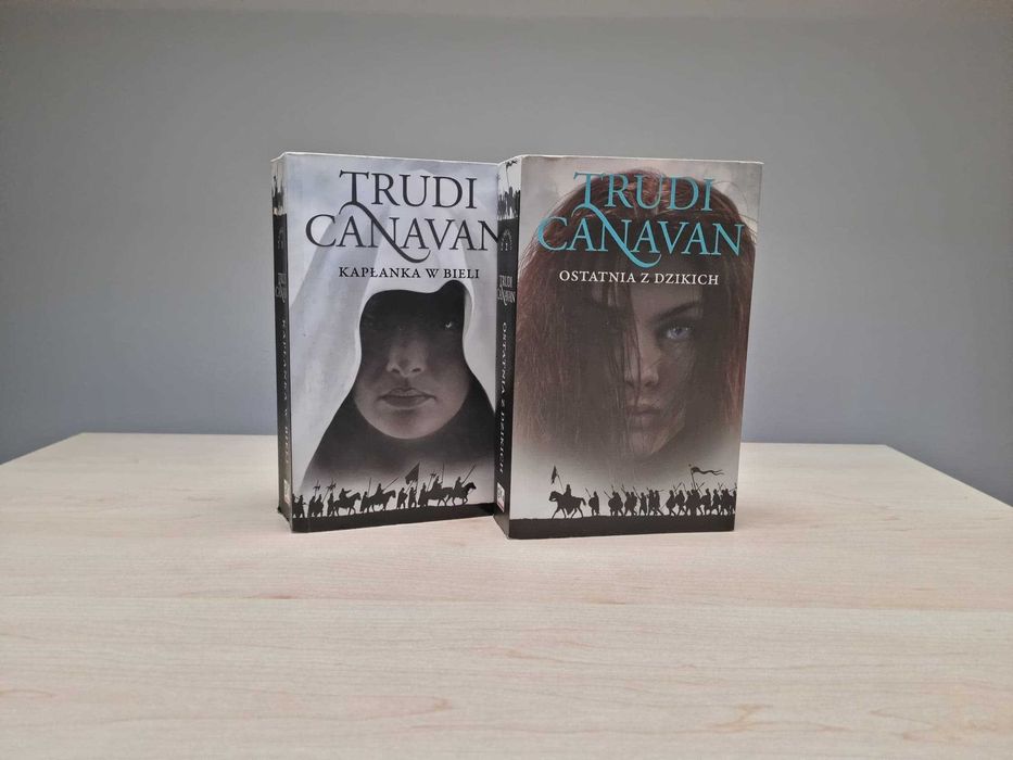 Kapłanka w Bieli + Ostatnia z Dzikich